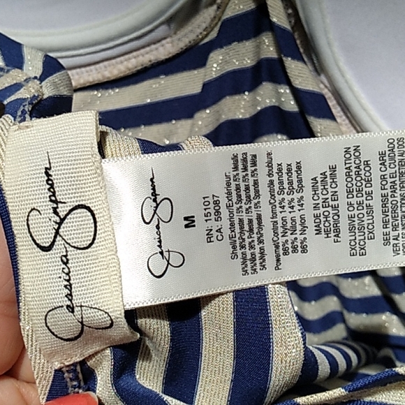 Jessica Simpson Blue/Gold Striped Tie Tankini Swim Top. Size Medium - Picture 11 of 12